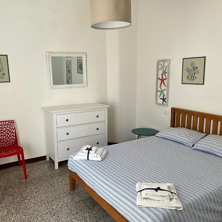 Ferrando Apartments, Jack'S House เลวานโต ภายนอก รูปภาพ